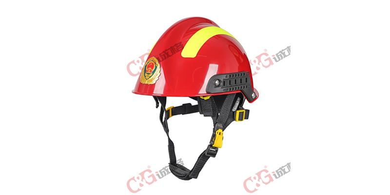 消防員搶險(xiǎn)救援防護(hù)頭盔的材質(zhì)選擇與應(yīng)用場景